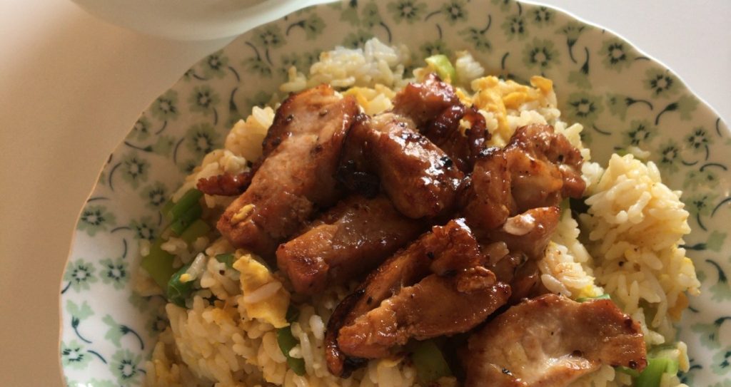 朝は無慈悲なチャーハン大盛り